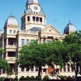 DentonEvents_'s profile picture. We tweet about cool events in Denton!