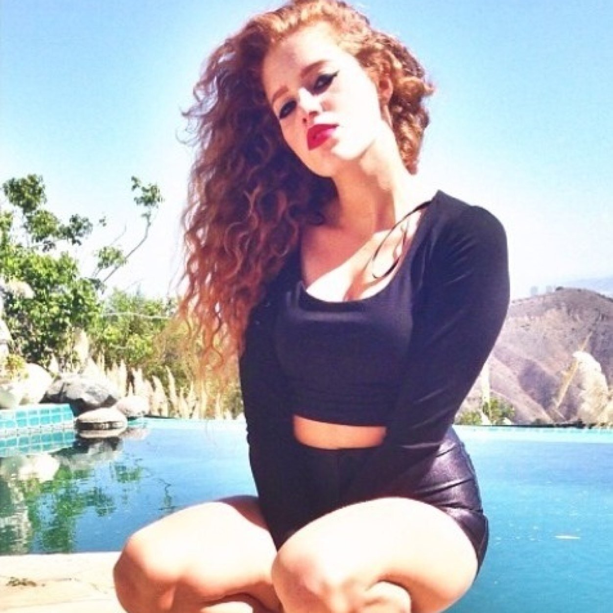 Please follow @loxmendes