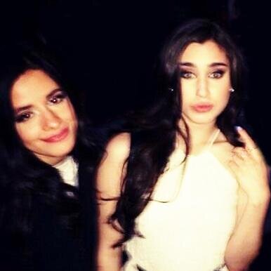 HI THERE! YOU'RE SO GAY... i'm kidding! YOU'RE SO BEAUTIFUL I LOVE YOU --free follow by: @camEElahotbello