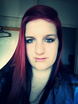 17y/o  ||  http://t.co/y8B53T4R8n!…  ||