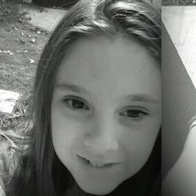Soy real no perfecta// Yo no soy egoísta, la cosa es que yo sé lo que quiero// Si no sueñas en grande, no vale la soñar :3