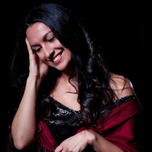 Blogger per caso, si muove tra musica jazz ed eventi culturali, occupandosi di Comunicazione & Media. Presenta libri e scrittori. Ama la sua città, Firenze!