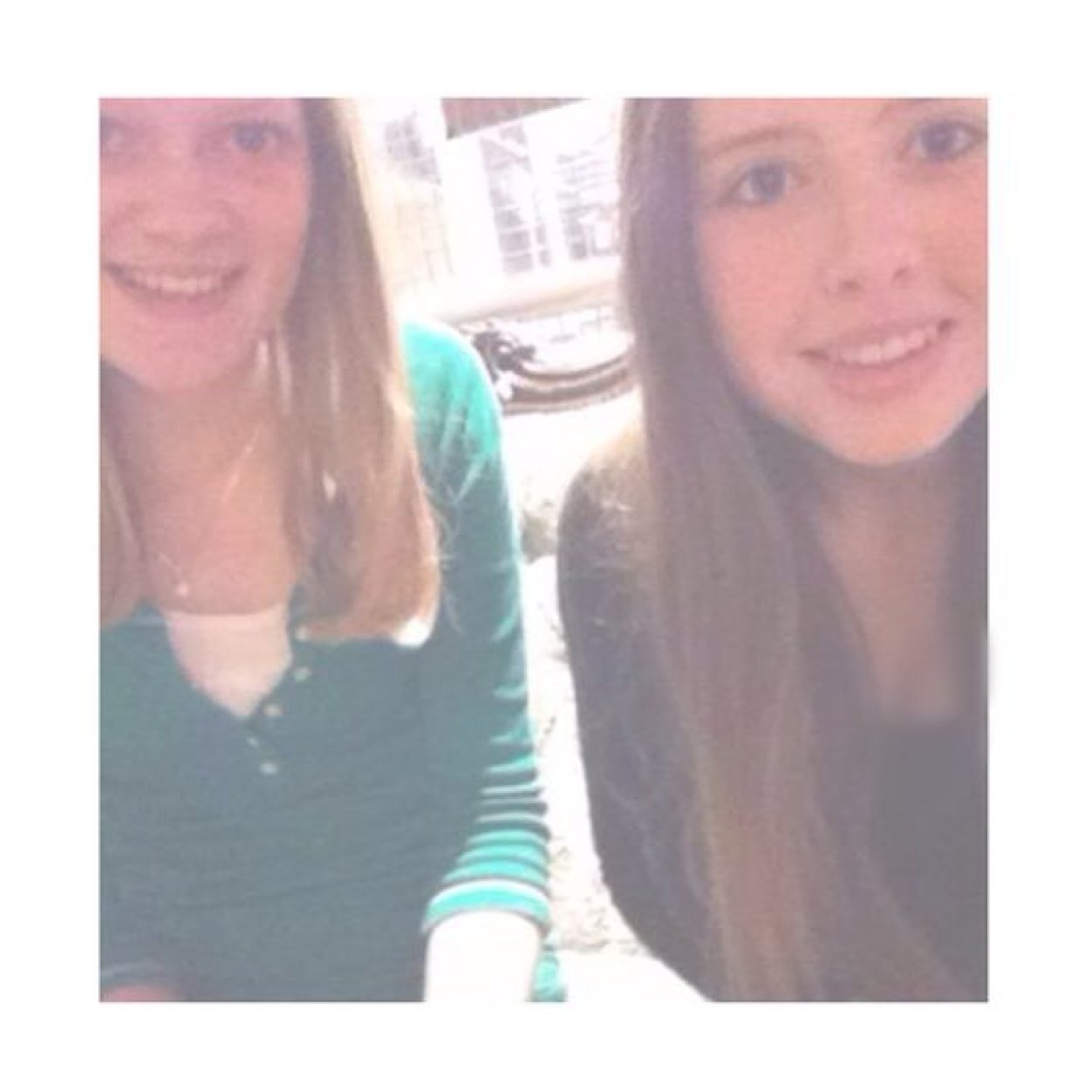 • Sintermeerten • IG: kimmmkimmm_ • snapchat: kimd_x •