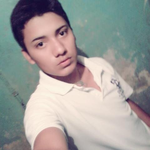 Hola! :3 
http://t.co/F5MAYbGBMS