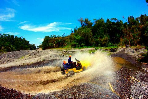 Jeep Wisata Merapi Cp: 081392185002