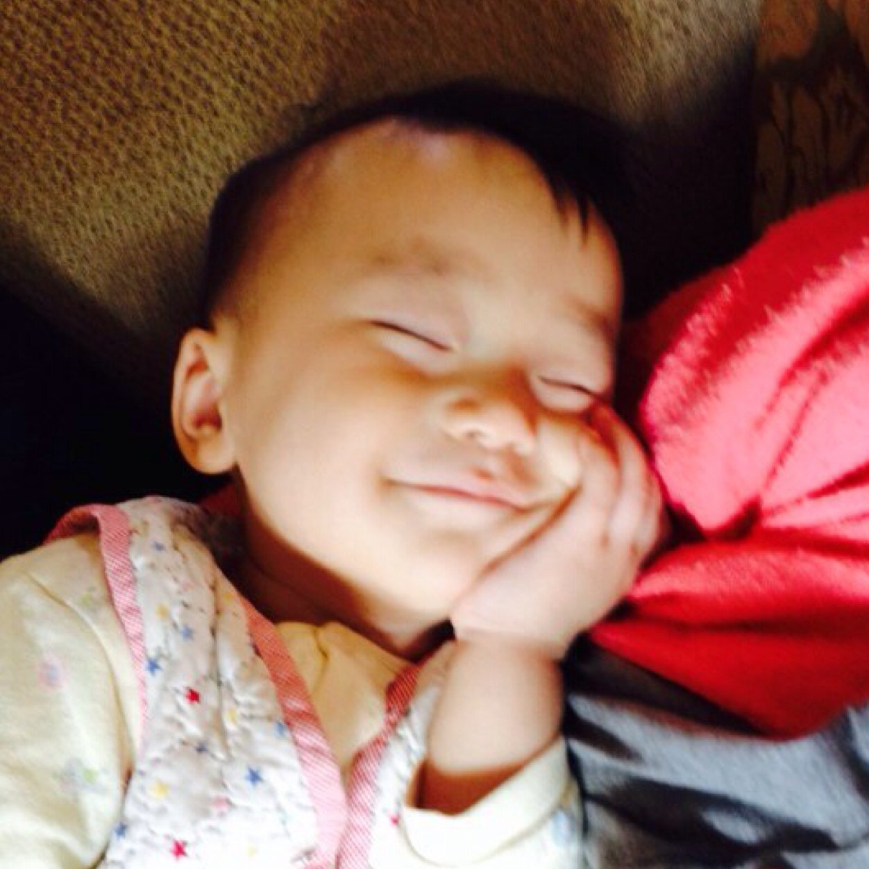 sunshine0431's profile picture. 구름빠ㅇ