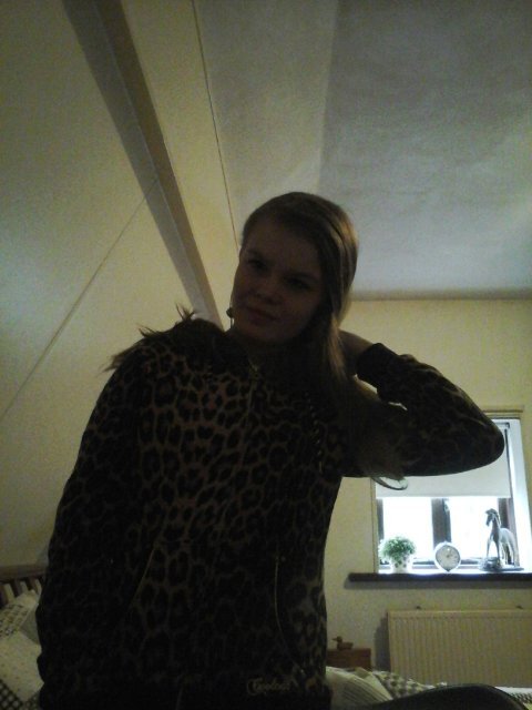 Yael / 13 / l2 dresuur ruiter / 2 paardjes / hou van hem♡