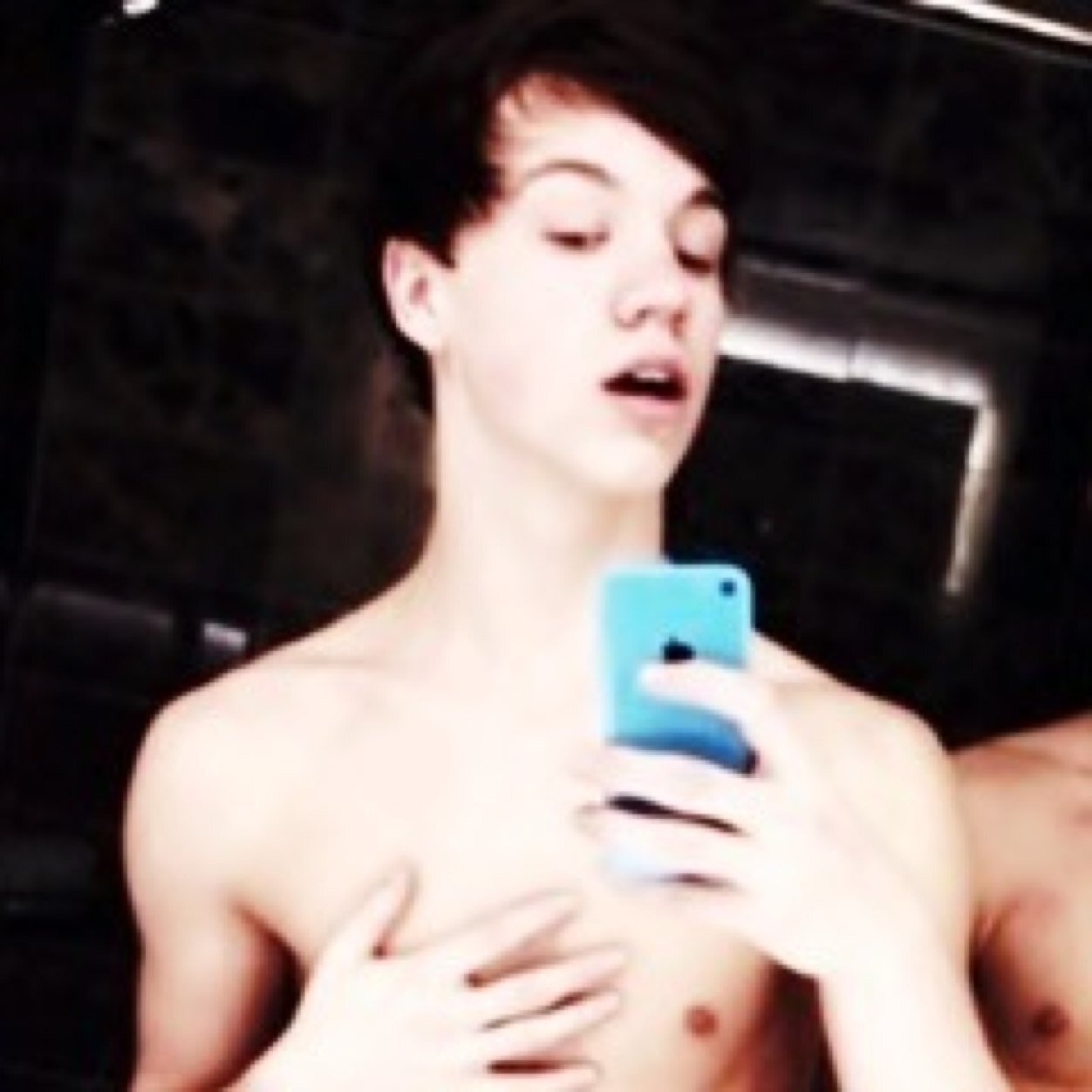 Follow my main account beautiful @ShitShawn_