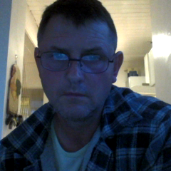 robertemidgley's profile picture. 