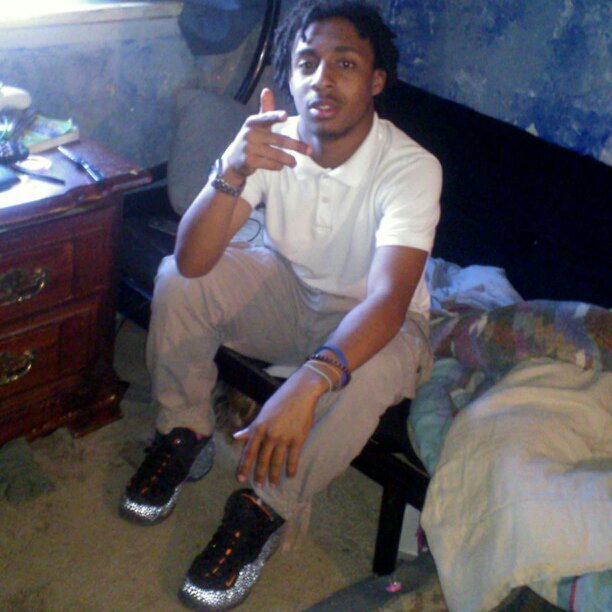 Yung capo well never switch gang wge all my life    #wavegang 500  kik:almightykey_wavebro