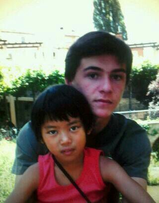 AliziaY's profile picture. si no encuentras tu media naranja, sera que eres la pera ;p