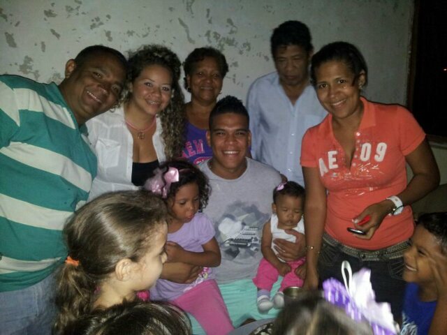Ing. De Sistemas,Madre,Esposa,Hija,Hermana y Venezolanisimaaaa!!!