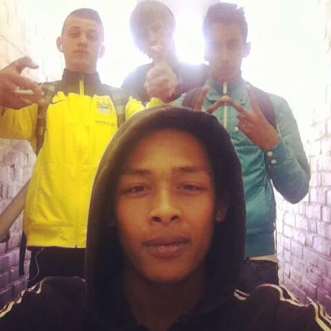 Powpow -free my bro @__damiann__
insta; kennethbangbros