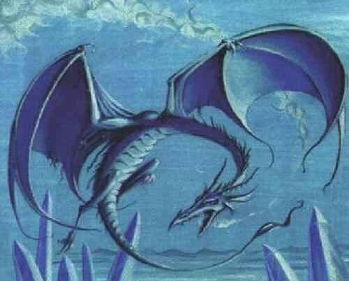 Dragón. Quemo cosas cuando me aburro. Amable casi siempre. Nunca estoy en un lugar fijo. The blue fire.