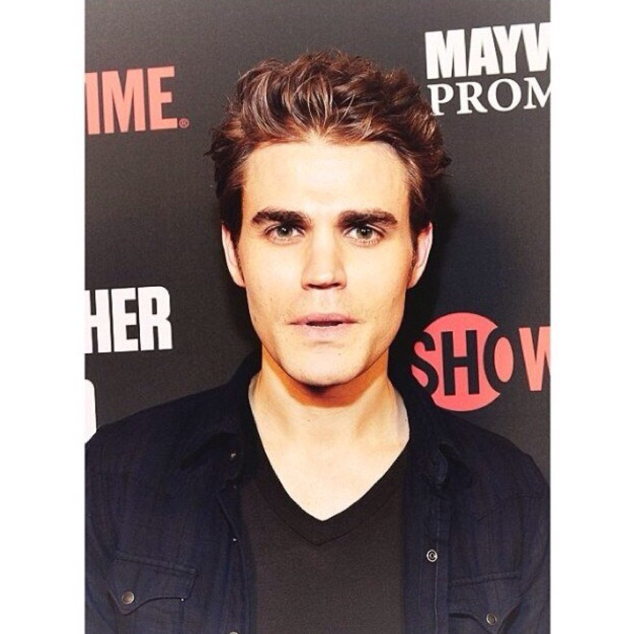 i just gave you a free follow please follow @fand0mlove, xoxo