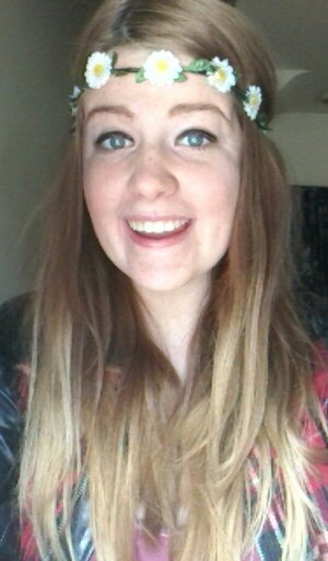 abbieb_98's profile picture. fuck im shit at bios