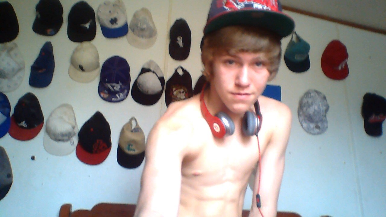 Tumblrrpagee's profile picture. tumblr page