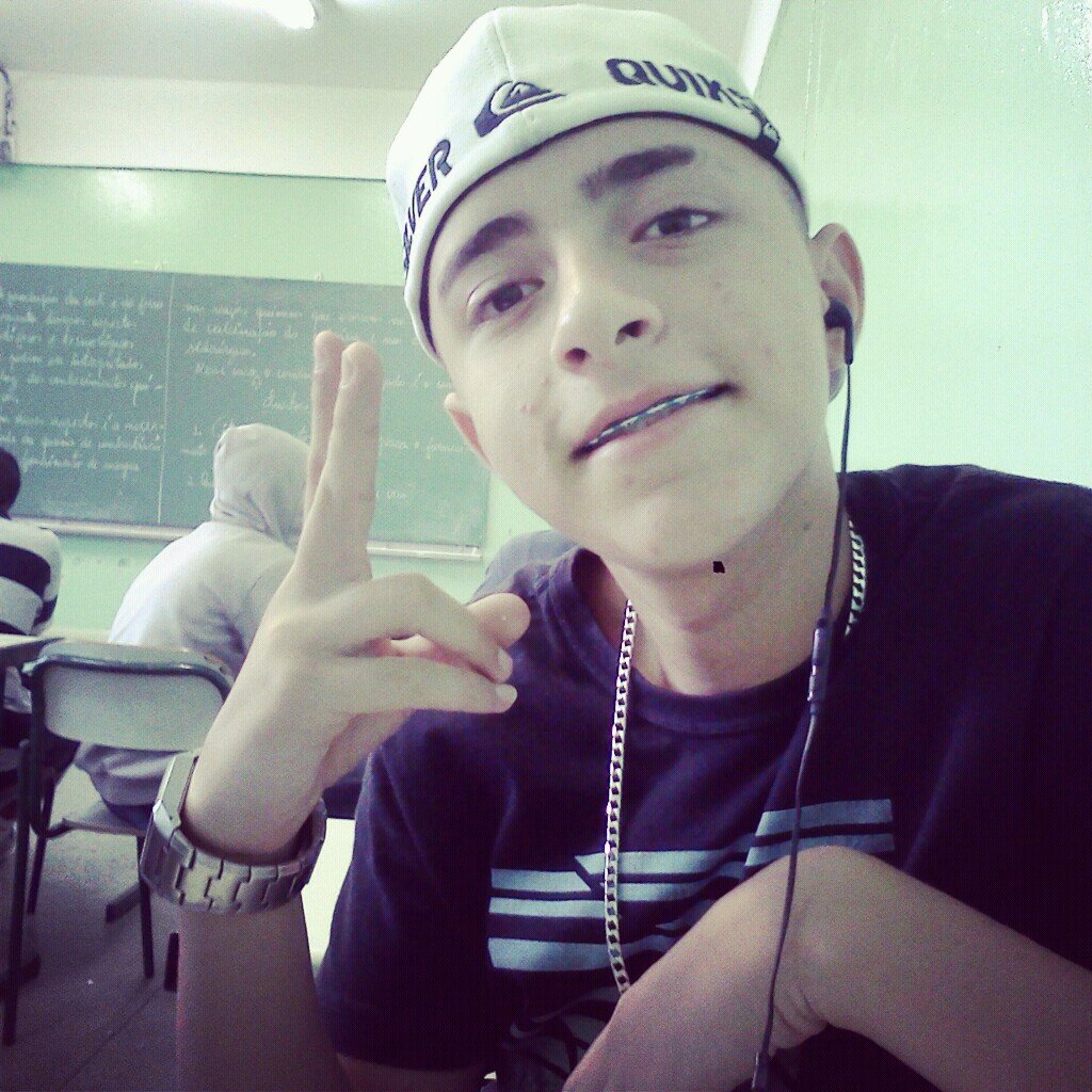 : ✌  Sigam-Me no instagram . . @ _raffinh4