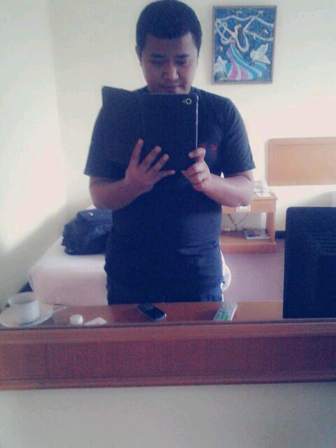 donipawleend's profile picture. 