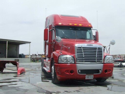 z32world's profile picture. 