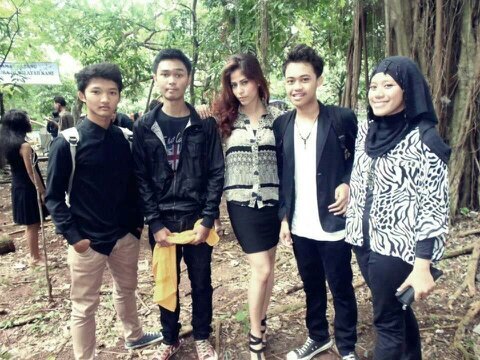 Sayang bgt sama ica ! Udh itu aja ♥