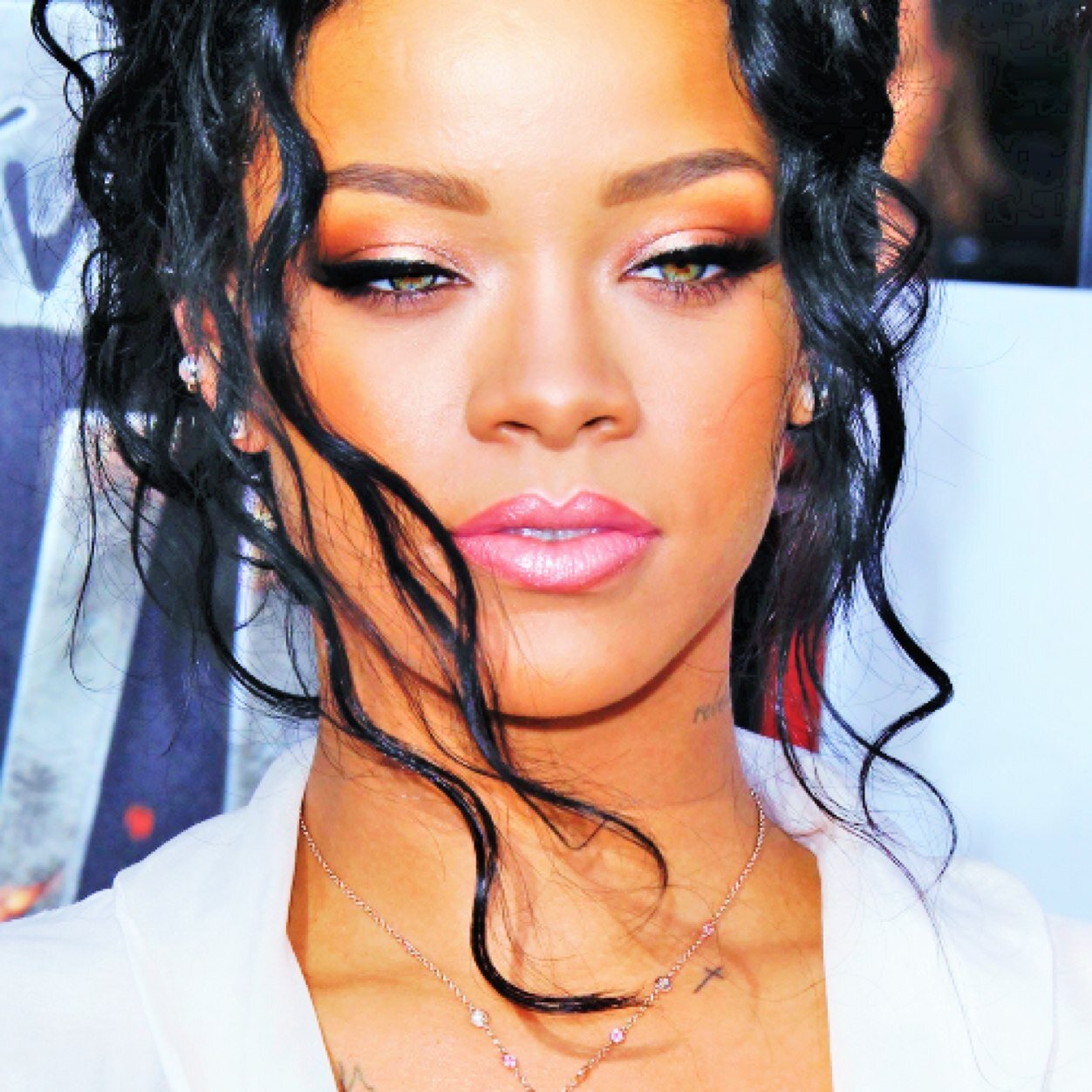 Robyn fenty Clearance