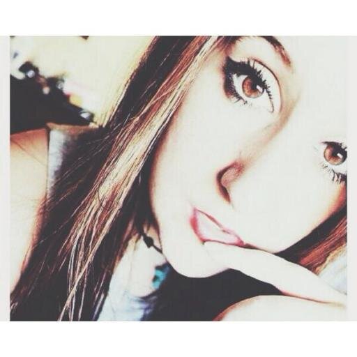 El día que conocí a Justin le hice sonreír, 14 March 2O13 ♡ Justin followed me 27/02/14 ♡ Ariana followed me 16/01/14 ♡