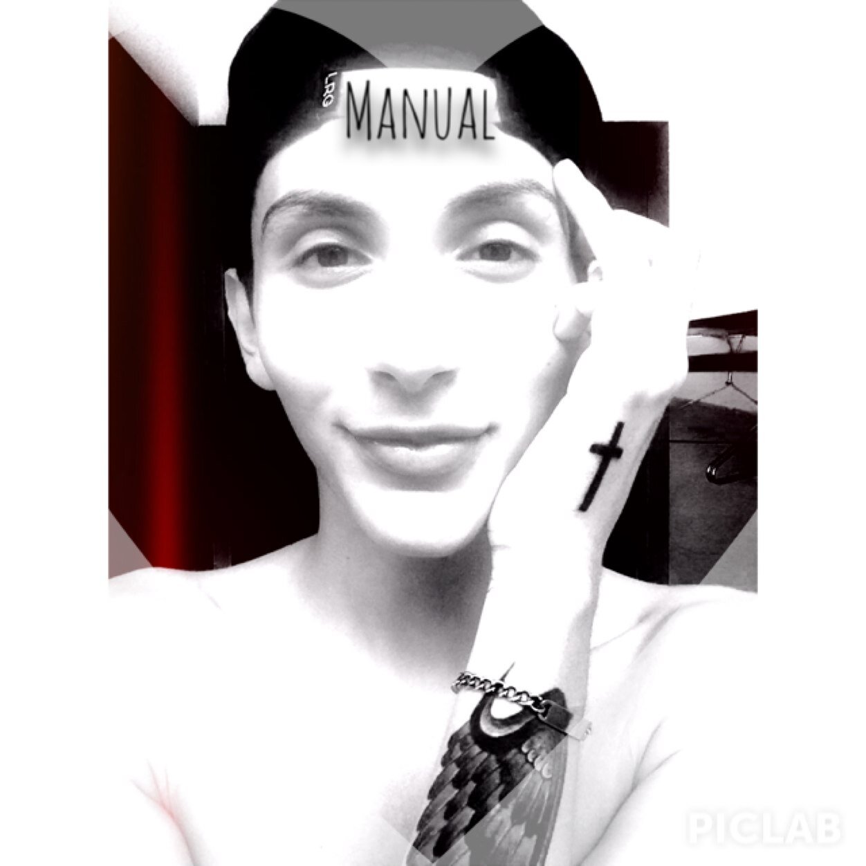 Hey What's Up My name is Manual C ❤️ Keep With Up My Crazy Life ✨ FOLLOW ME ON TWITTER & INSTAGRAM