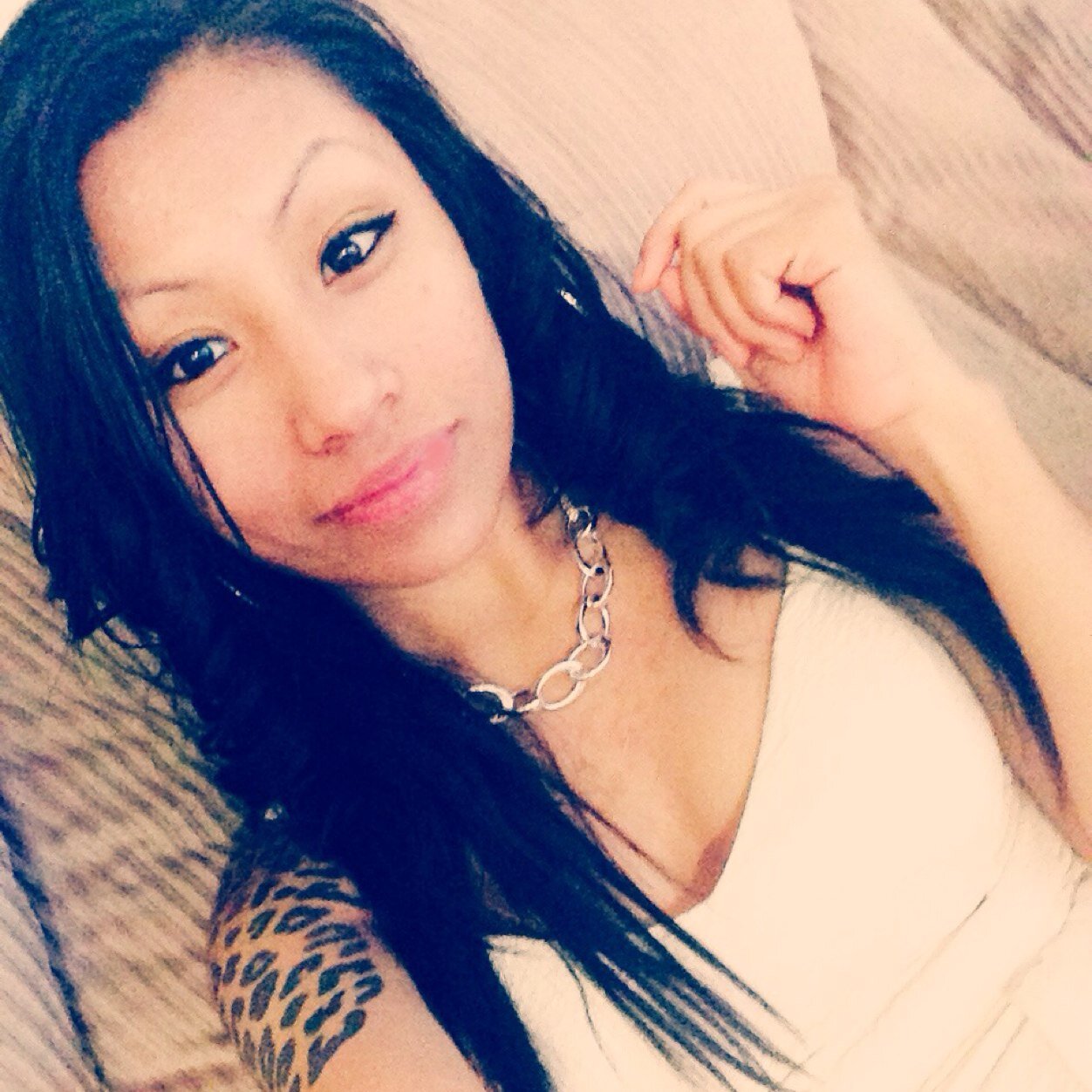 °Been Ha8d By Many, Wanted By Plenty, Disliked By Sum, Confronted By None° ~Drake~ IG: lnj11_29_11