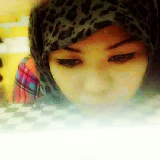 i love myself,my family,my cats,my snake n my baby boo..