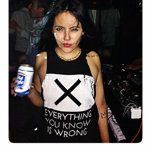 JessMonterrubio's profile picture. soy la niña de la que te advirtieron tu papas.