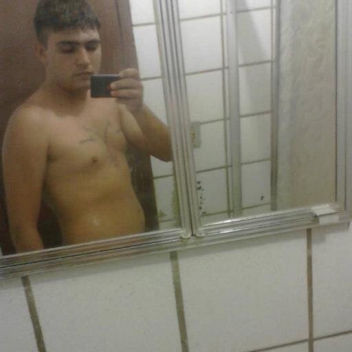 sou um cara de picos piauí que conhece uma cultura muito criticada por alguns e admirada por outros um unico estilo de dança mais apesar esse estilo é livre FS