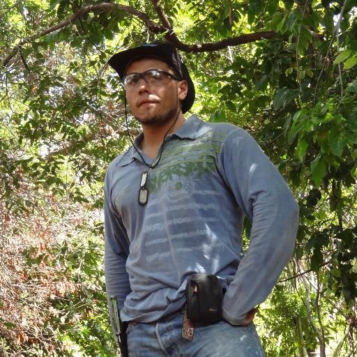 Ciudadano de la Nueva Venezuela.         
            
Nvllivs In Verba.