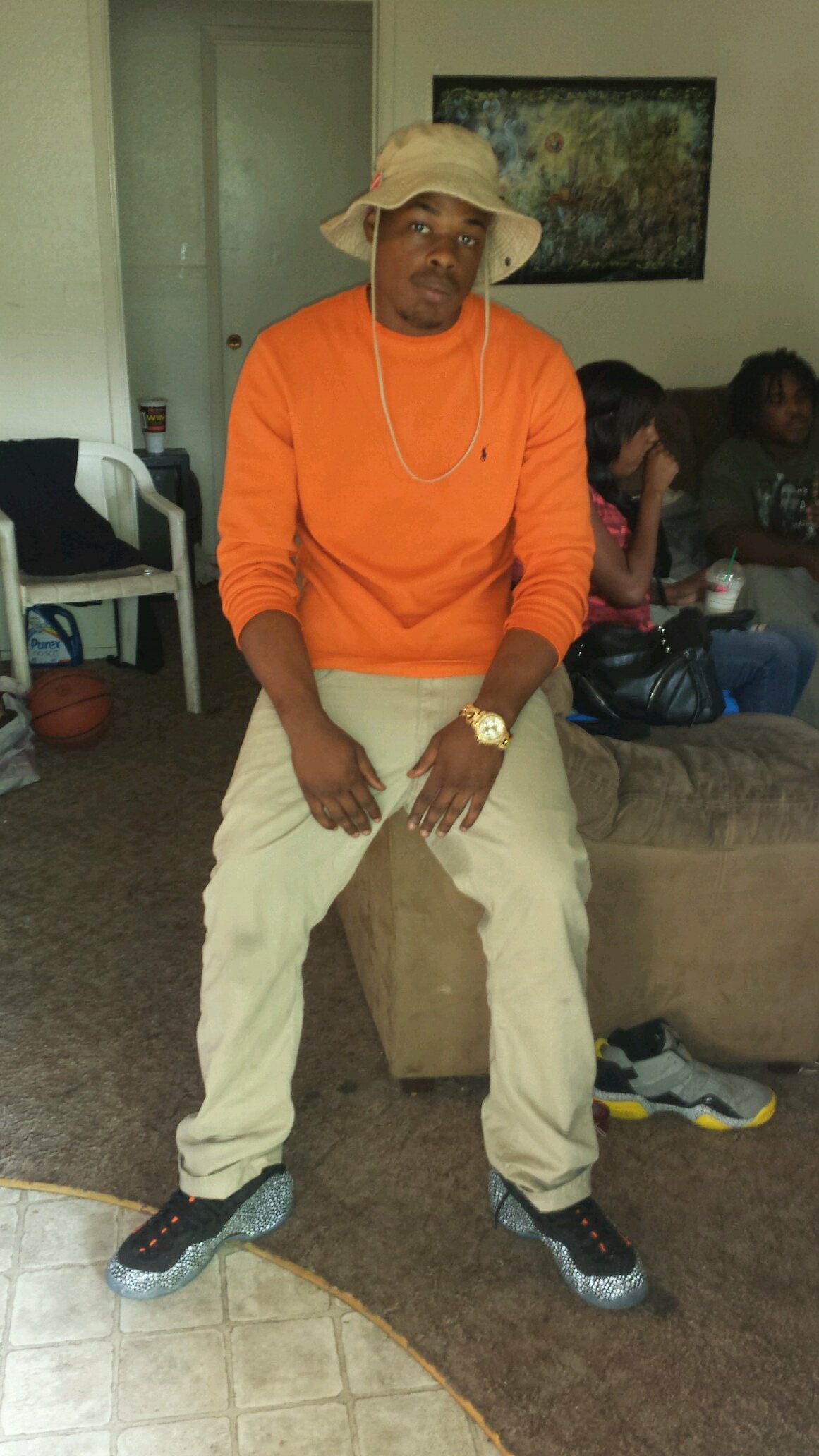 $$JayJay$$ The Futures in my eyes!!! money bring bitches, bitches bring lies!!! Ig: Diamonds_n_girls