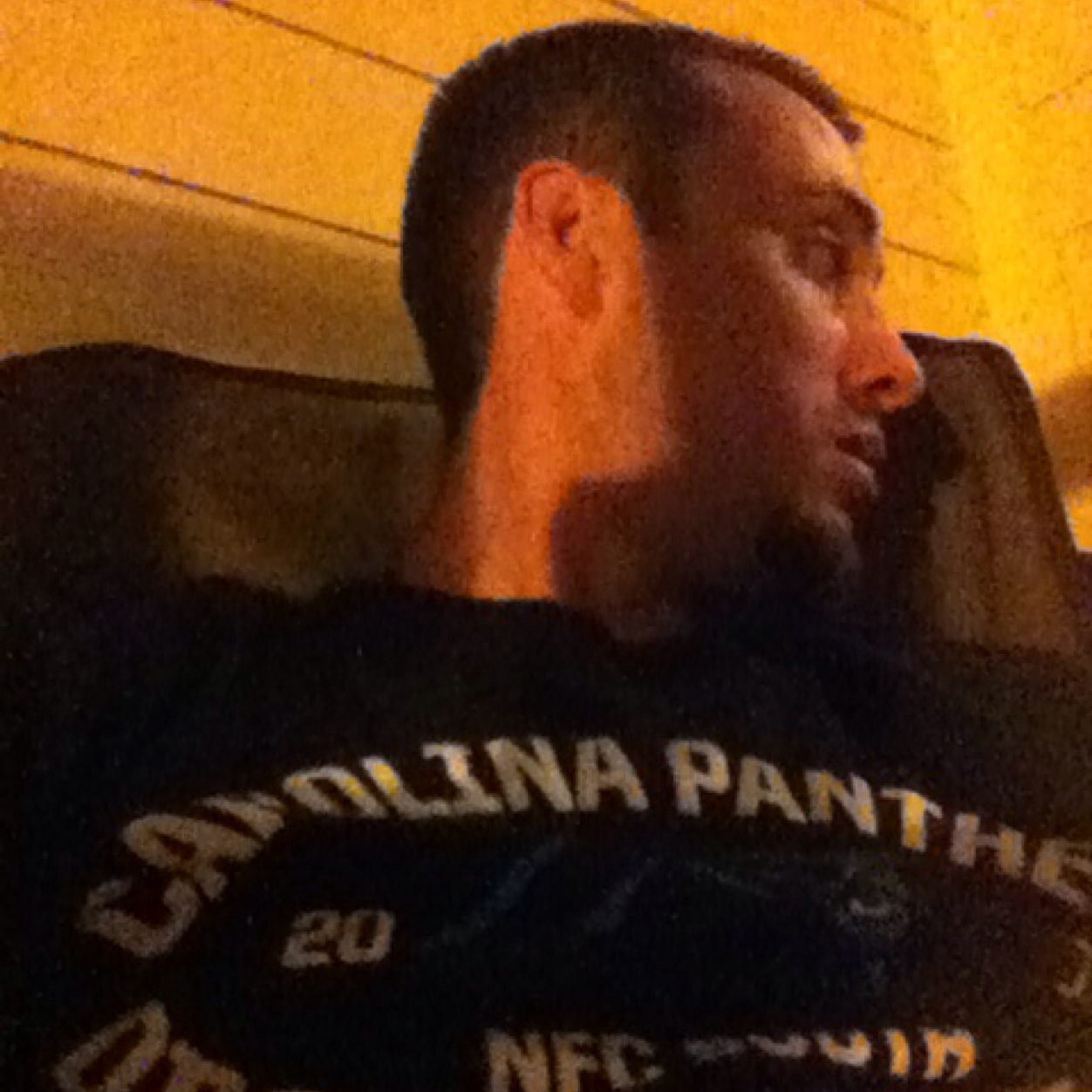 A_DAMN_G's profile picture. Big riggin it