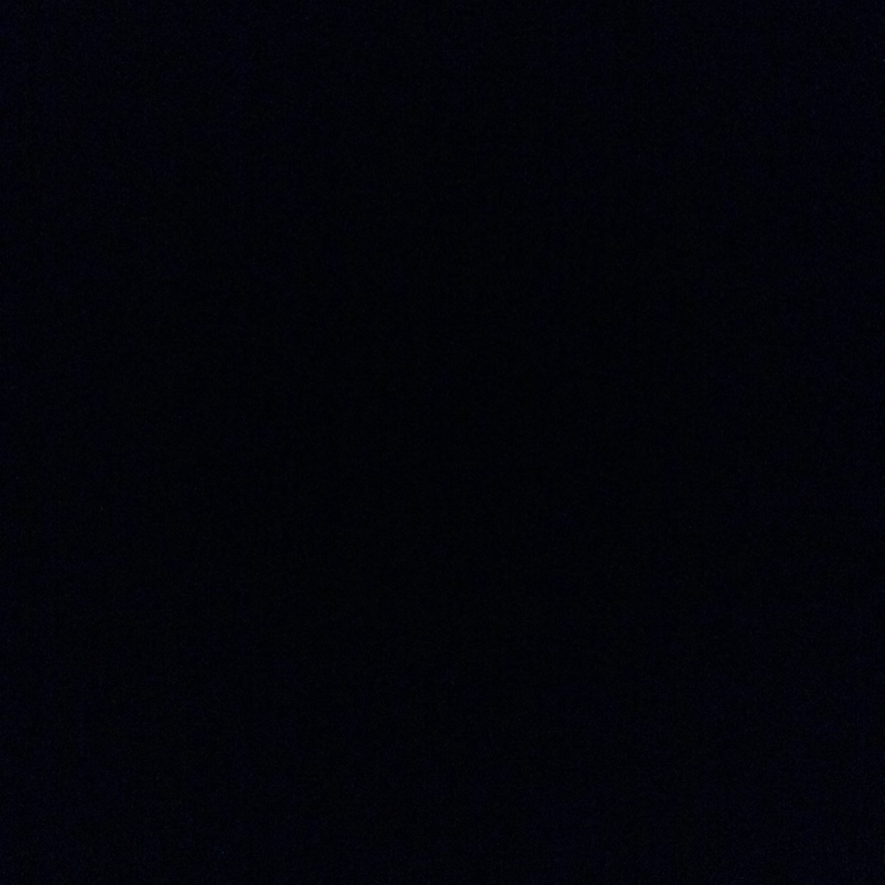 visuaIeyes's profile picture. 