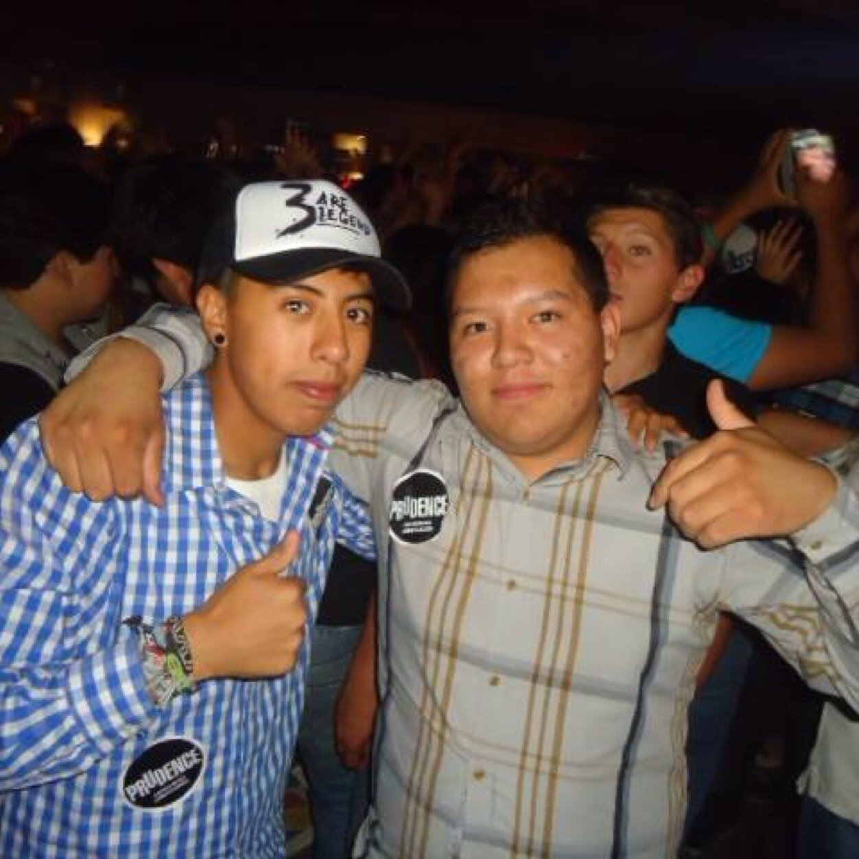 Irvin, #18años , #amolaelectronica, Lic. Gastronomia , #UVM , #hombrefiel , pocos quedan de esos como yo !!