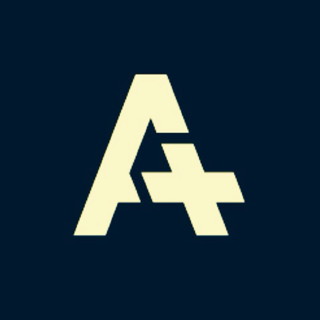 Auri Clan! We Feed and Trickshot!
Looking for a Perment editor!
DM me! Goal: 500k subs!