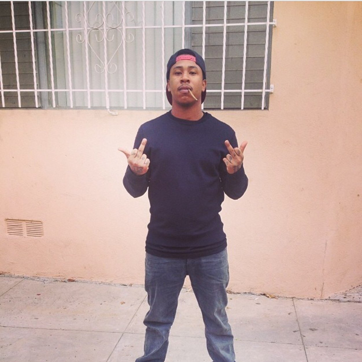 $TACK OR STARVE InsTagram @VALLEY_TURN_UPZ FOR ALL 8VA1LeY Parties / #LA #COLLEGE  PARTIES!!!!!