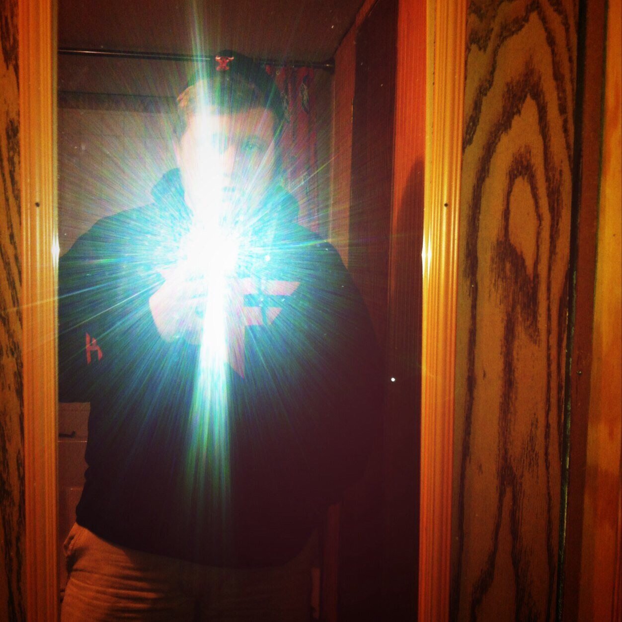 Trickshotting since 2010, Xbox since 2007, Class of 2016, University of Armstrong! Youtube: http://t.co/x30fgDA3Z7