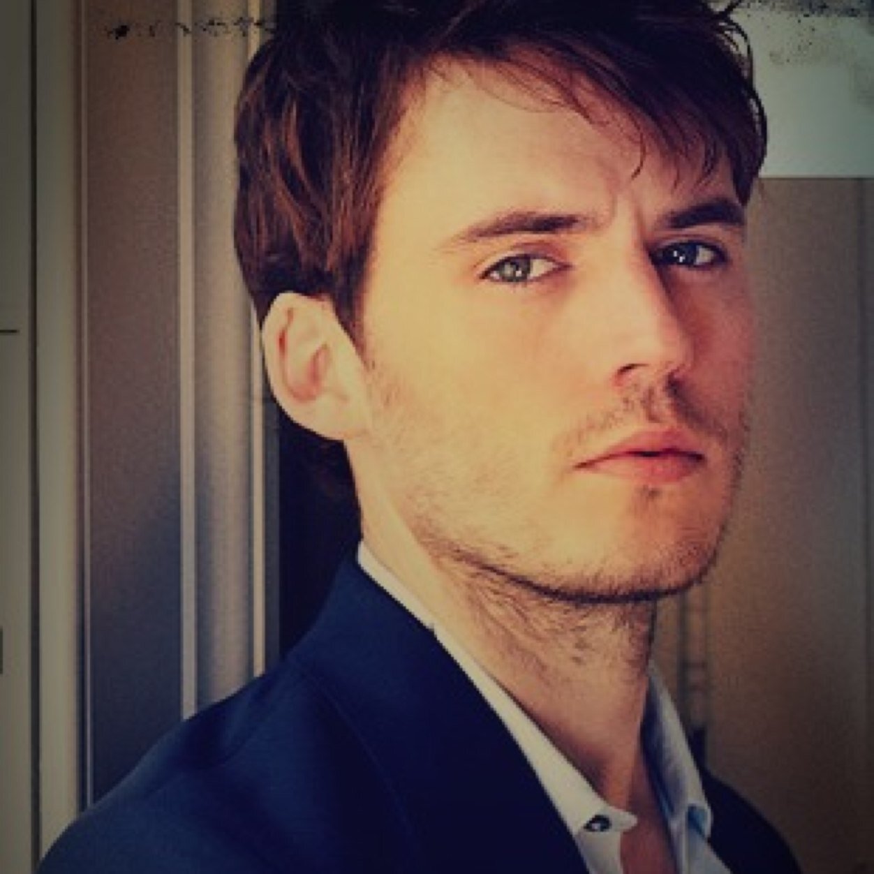 The Archangel Raphael. Brought back by God, given a second chance. I will help restore my family, and repair my past. #Single {RP|SPN|18+|FC:Sam Claflin}