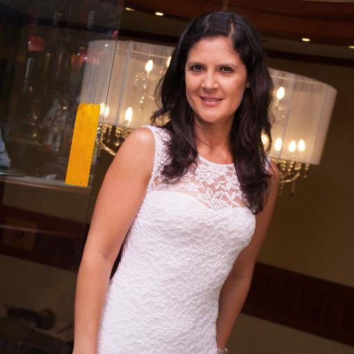 Susan_Benavente's profile picture. Administradora de Empresas con experiencia en Marketing y Logística.  Signo Leo. ♥️🛫📸👗🌎
IG : @susanbenavente