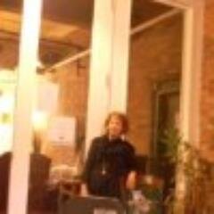 avagoodman16's profile picture. Visual Artist, Career Advisor, ESL Instructor