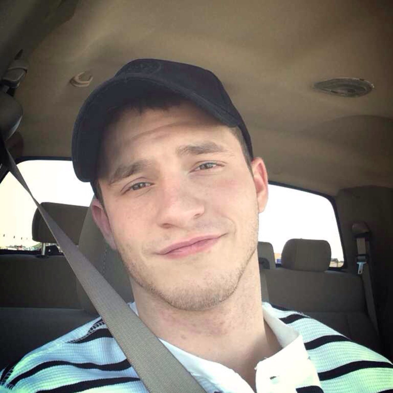 DaMastaTDog's profile picture. I am a free-spirited, creative person who loves music
Occasionally make music, attend music festivals, play instruments.