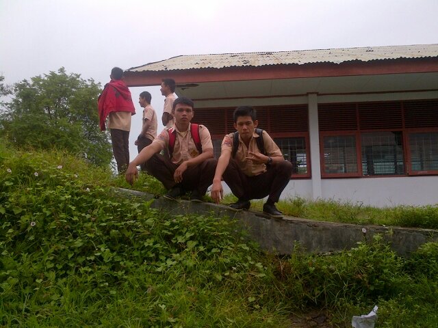Baik-baik ayah and Ibu