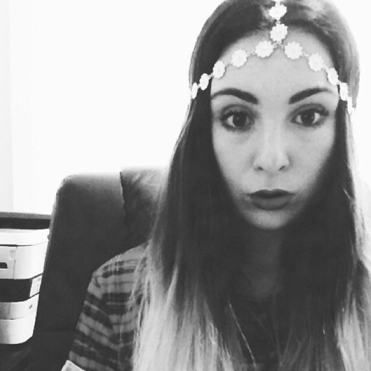 I tore my dress and my face is a mess. ⚡️