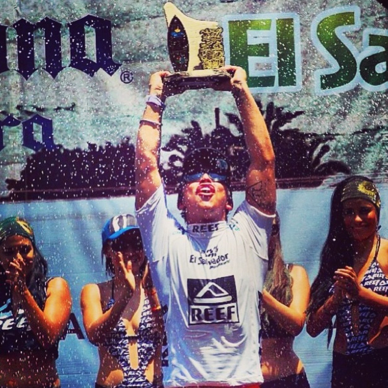 Profissional Surfer.