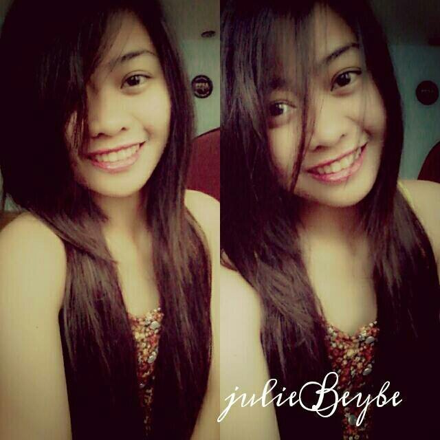 i'm just a simple girl who loves to eat pizza and always asleep in our a.p subject :D