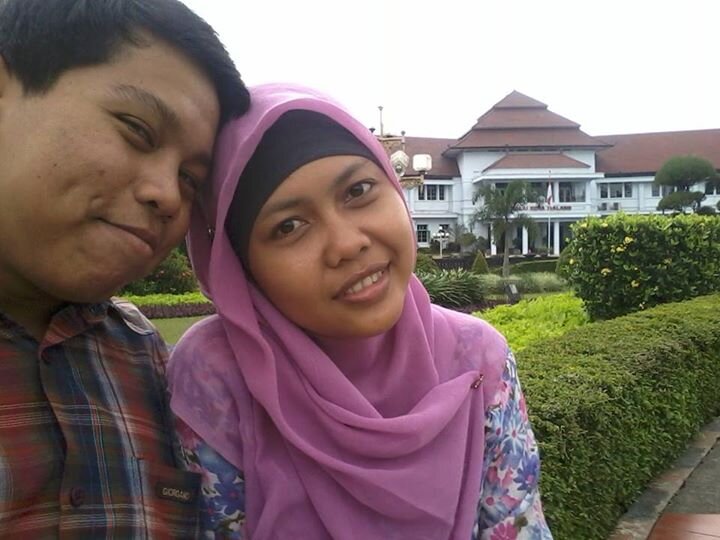 putrigusti53's profile picture. 