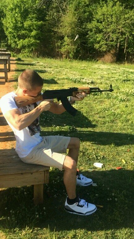 Lo_migo's profile picture. 